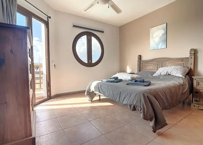 Villa Rosa Gadis